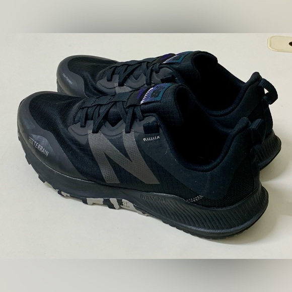 Men’s 10.5 4 E Extra Wide New Balance All Terrain Hybrid Trail Running Shoes main image 5